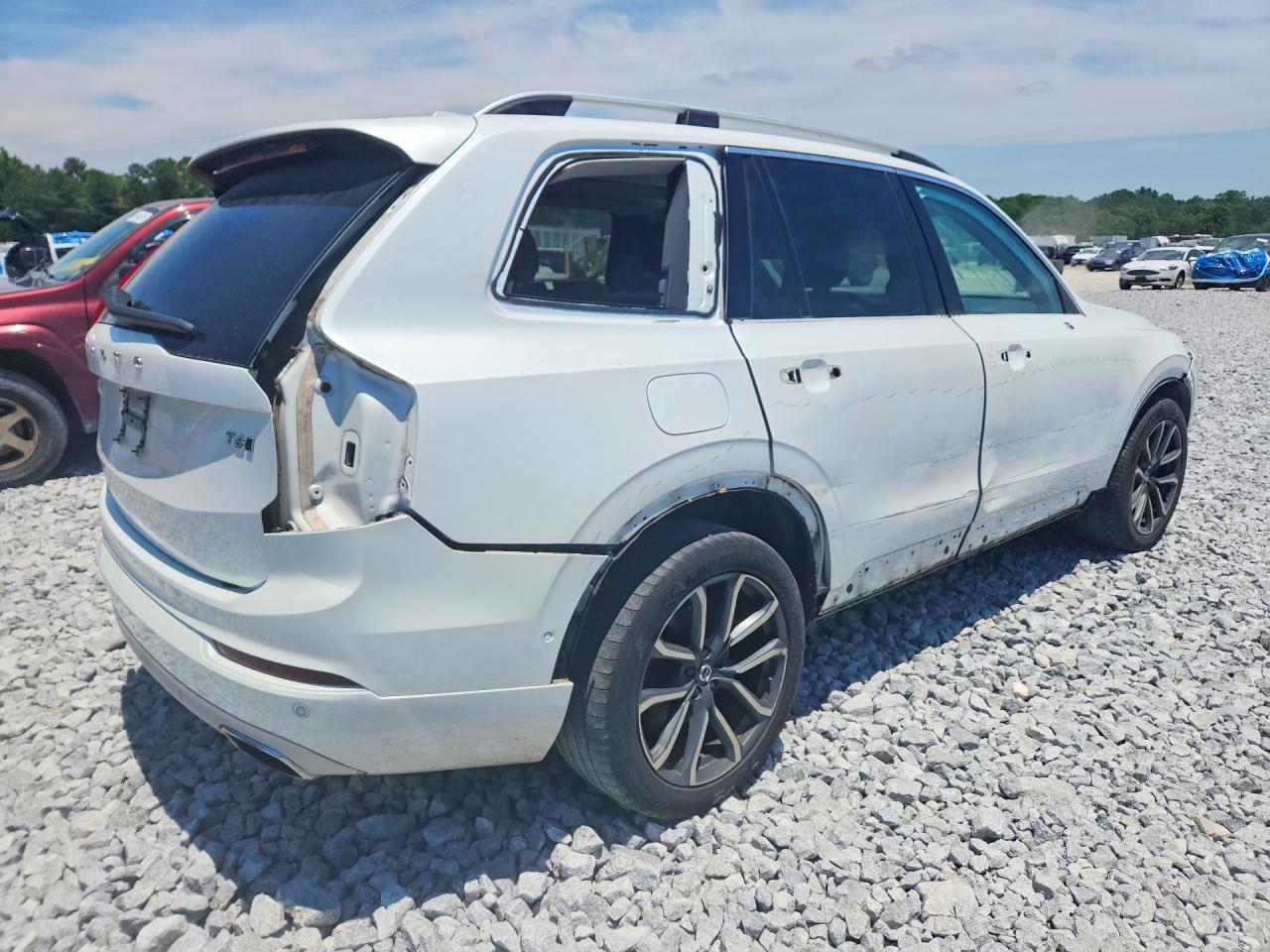 2016 VOLVO XC90 SV42 Momentum