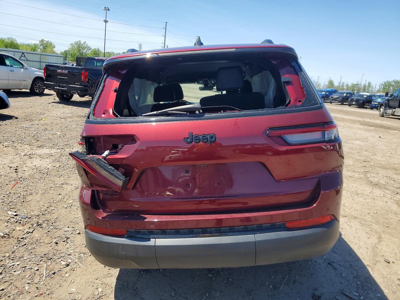 2025 JEEP GRAND CHEROKEE Laredo, Altitude