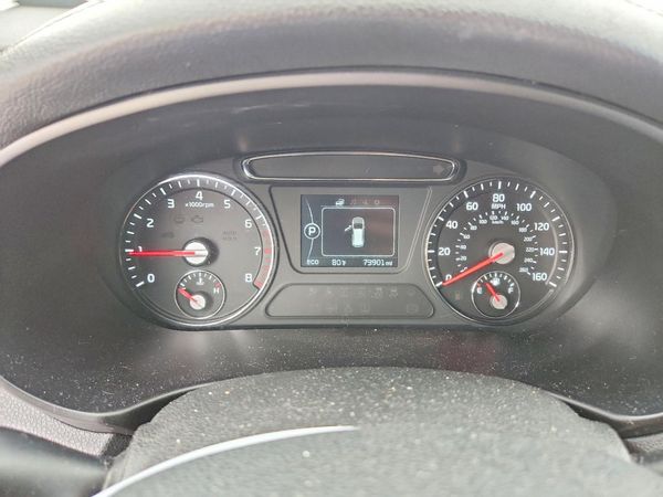 2016 KIA SORENTO L / LX