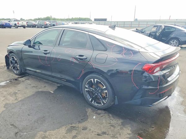 2021 KIA K5