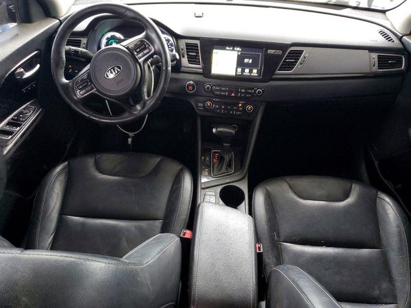 2017 KIA NIRO Touring / Touring Tech