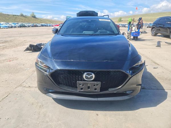 2023 MAZDA 3 Premium Package