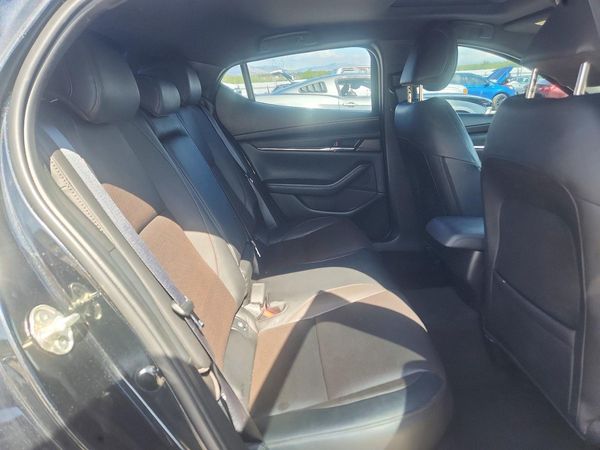 2023 MAZDA 3 Premium Package