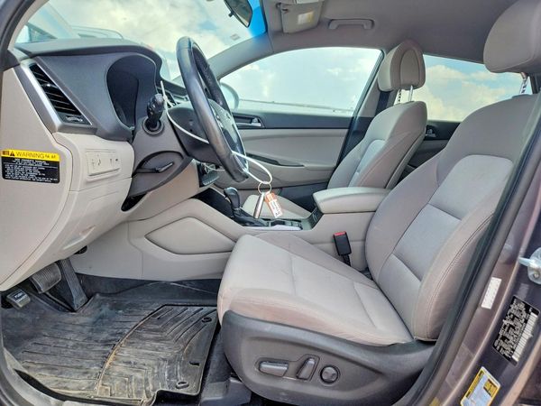 2016 HYUNDAI TUCSON
