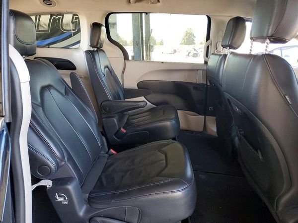 2021 CHRYSLER PACIFICA