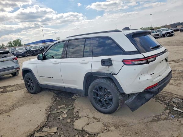 2024 JEEP GRAND CHEROKEE LAREDO 4X4