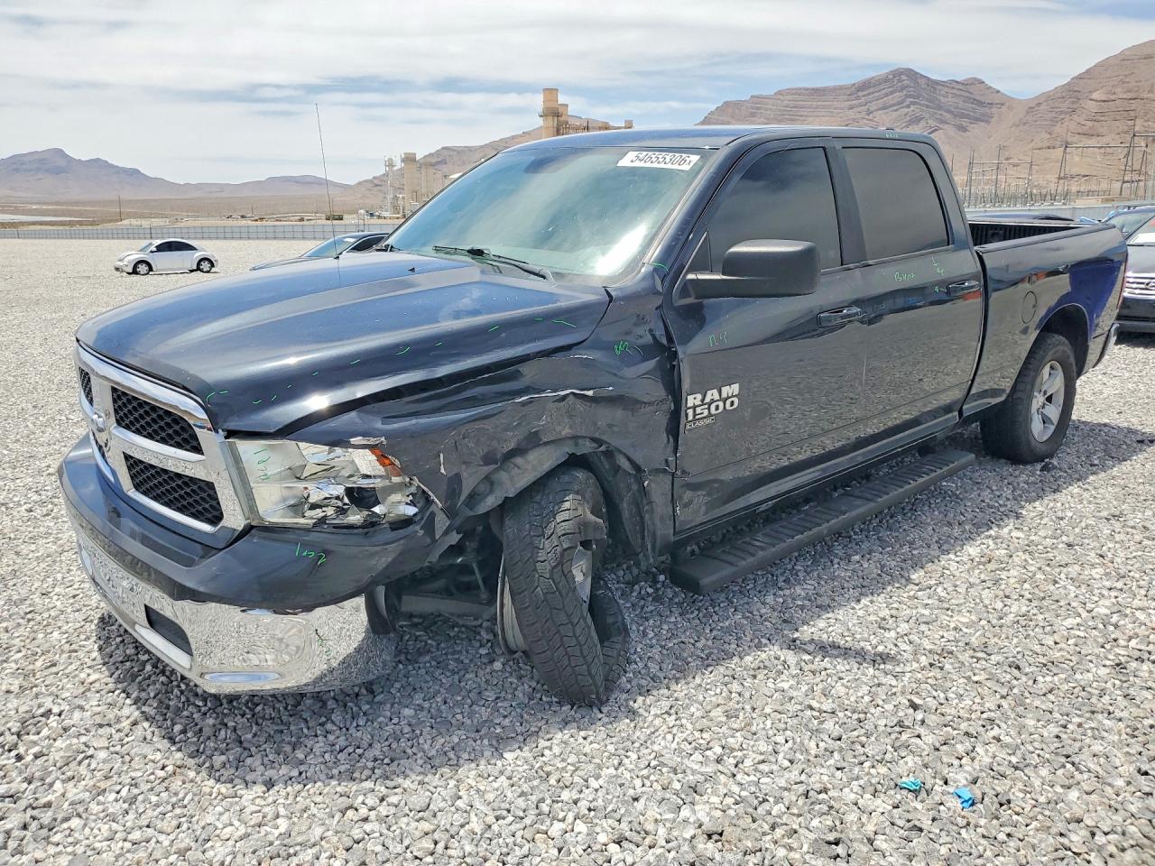 2019 RAM 1500 CLASSIC SLT