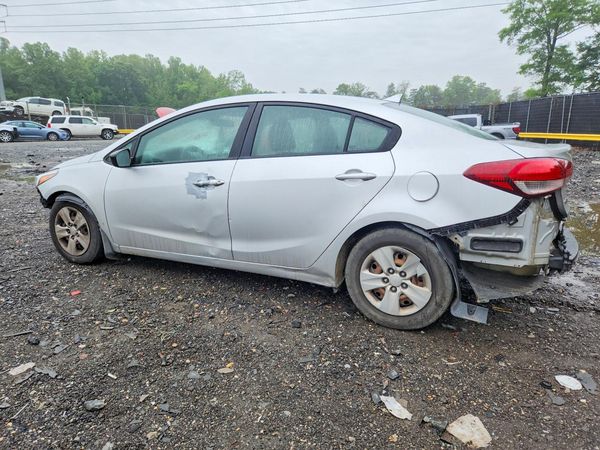 2017 KIA FORTE LX Base — DSRA