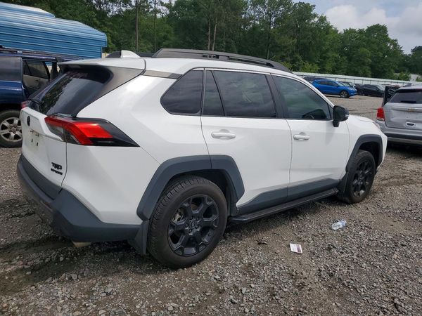 2020 TOYOTA RAV4 Adventure