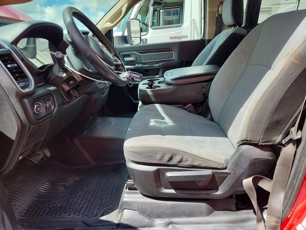 2019 RAM 5500 REG CAB CHASSIS