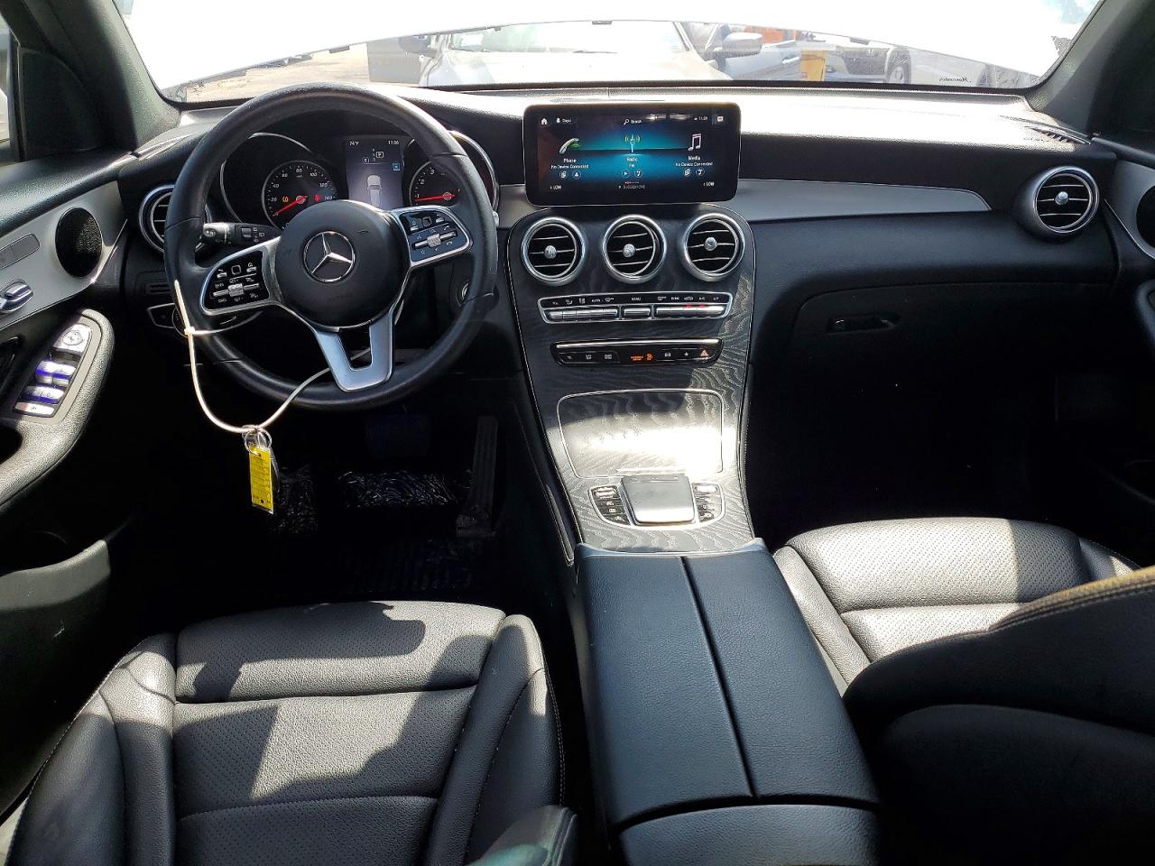 2021 MERCEDES-BENZ GLC GLC300
