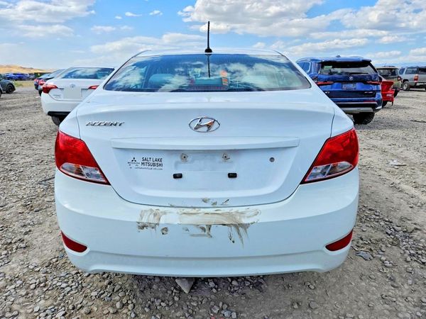 2017 HYUNDAI ACCENT SE Base