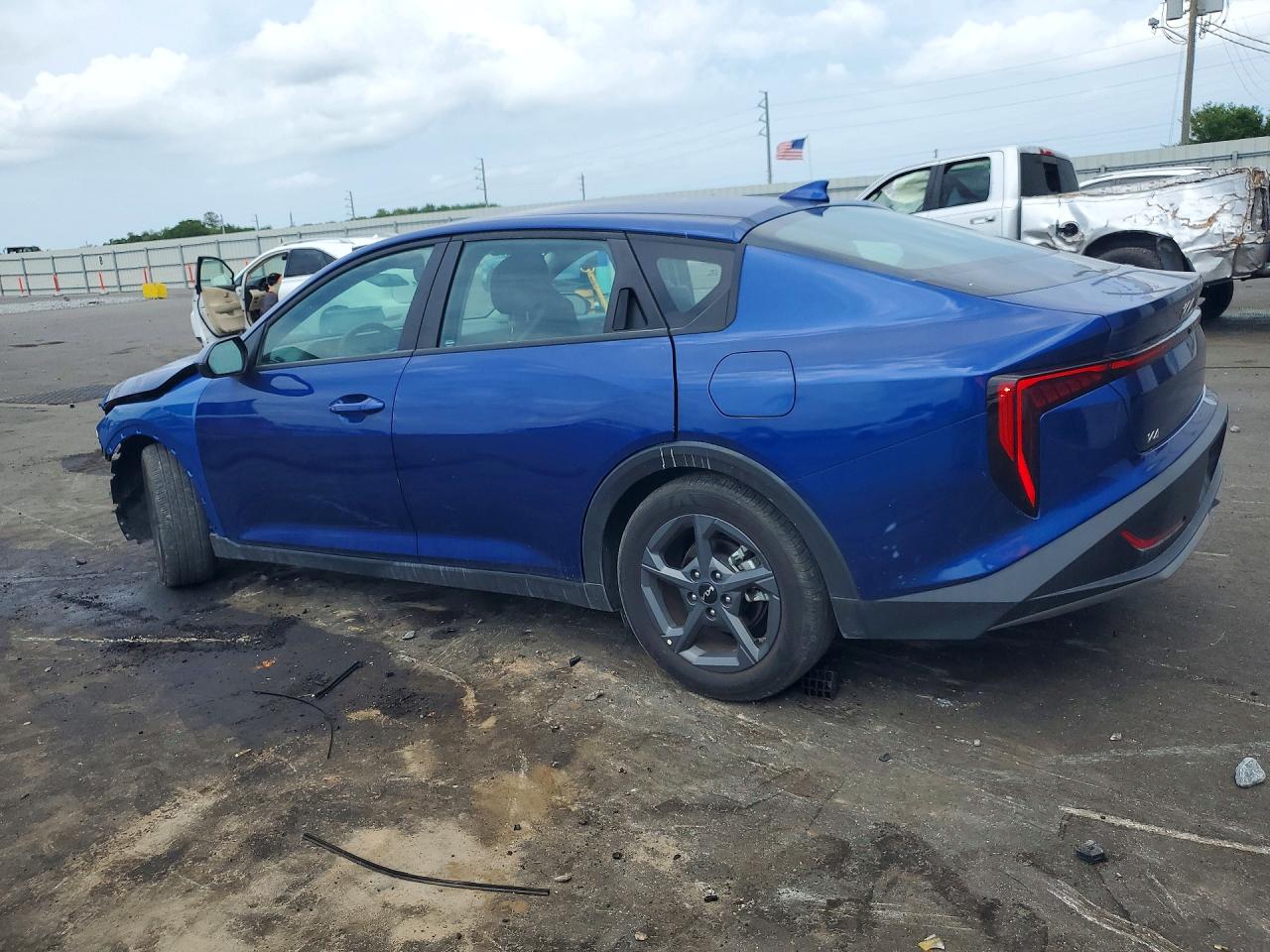 2025 KIA K4 LX, LXS