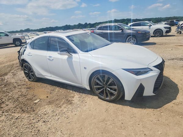 2023 LEXUS IS