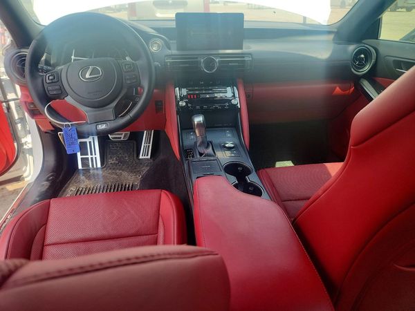 2023 LEXUS IS