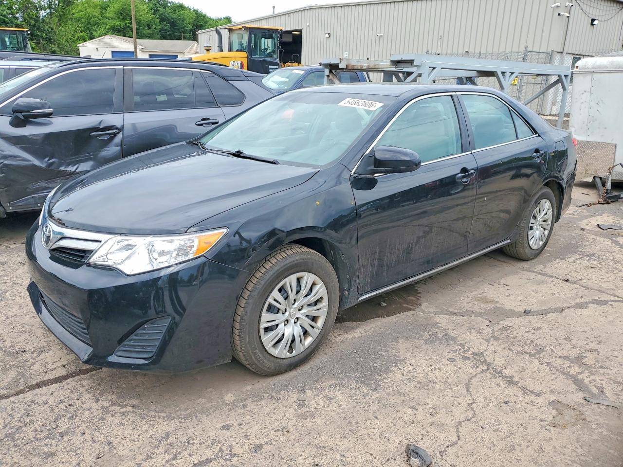2014 TOYOTA CAMRY