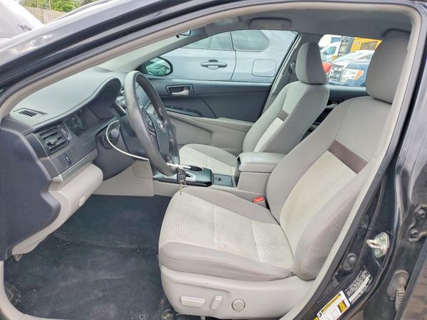 2014 TOYOTA CAMRY