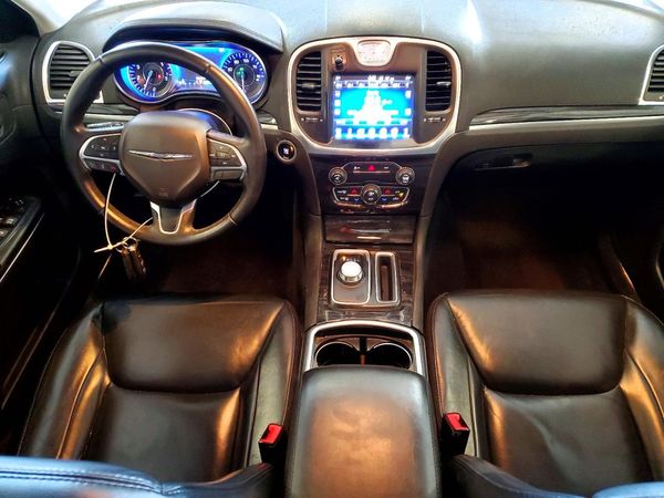 2016 CHRYSLER 300 Limited