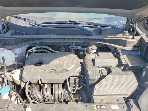 2020 KIA SPORTAGE LX — Engine bay