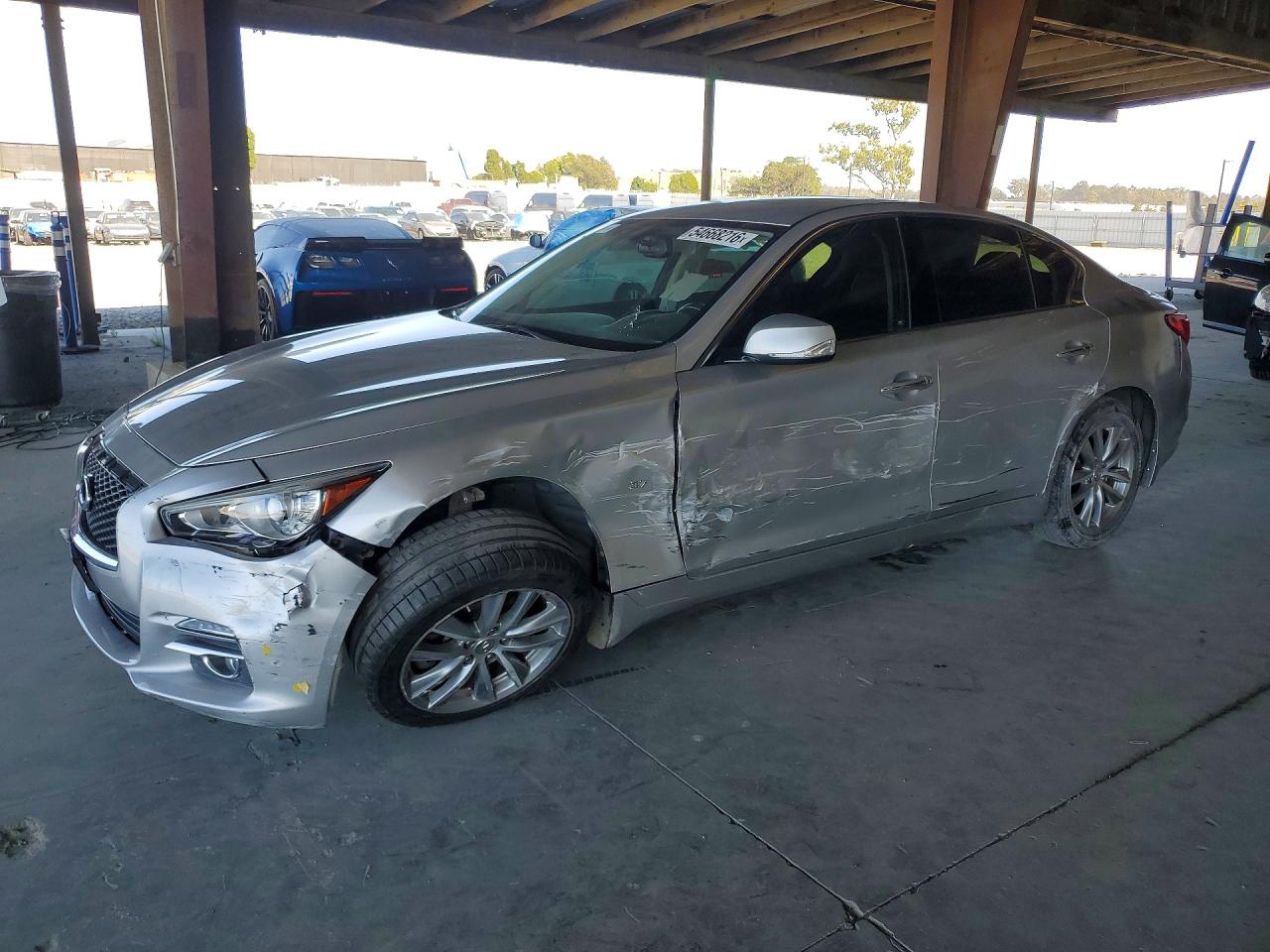 2015 INFINITI Q50