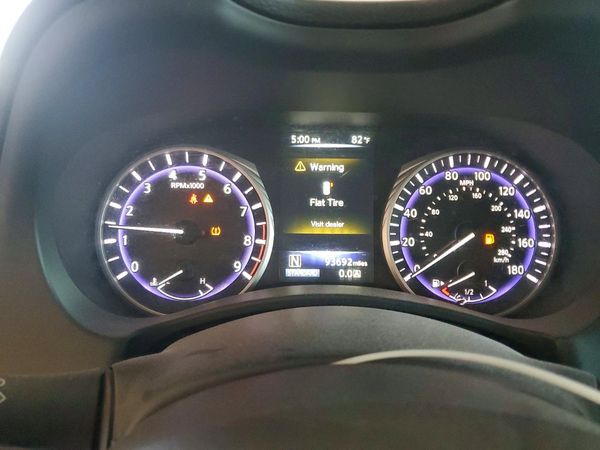 2015 INFINITI Q50