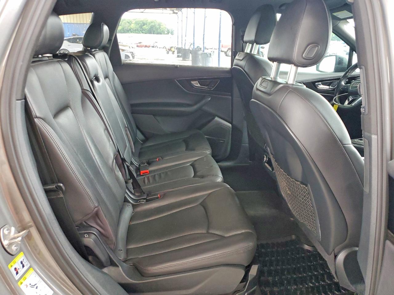 2017 AUDI Q7 quattro Premium Plus