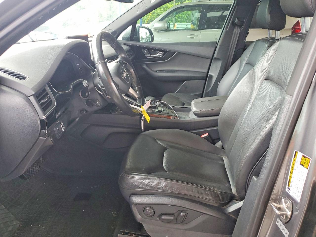 2017 AUDI Q7 quattro Premium Plus