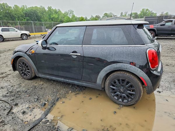 2015 MINI COOPER