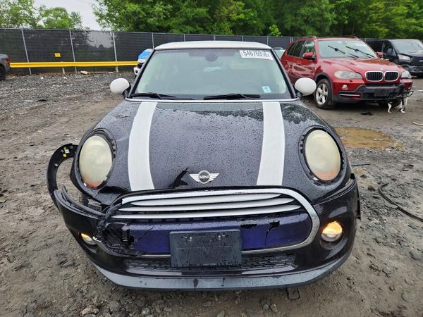 2015 MINI COOPER