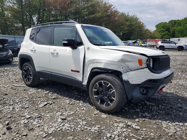 2023 JEEP RENEGADE TRAILHAWK 4X4