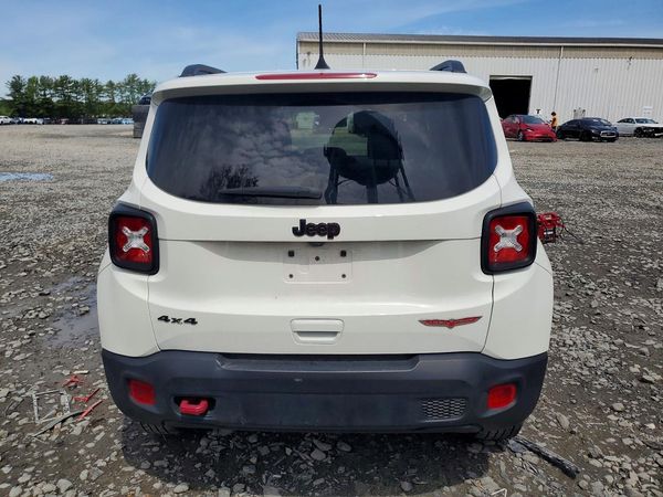 2023 JEEP RENEGADE TRAILHAWK 4X4