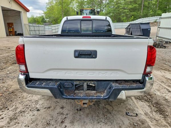 2023 TOYOTA TACOMA SR5