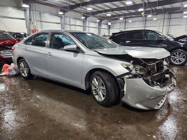 2015 TOYOTA CAMRY