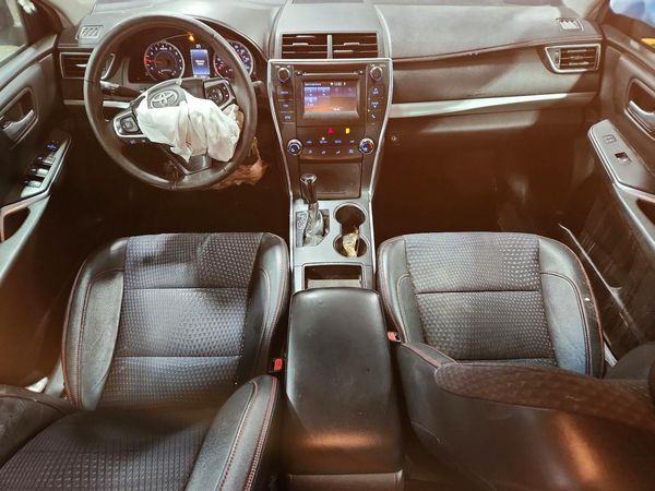 2015 TOYOTA CAMRY
