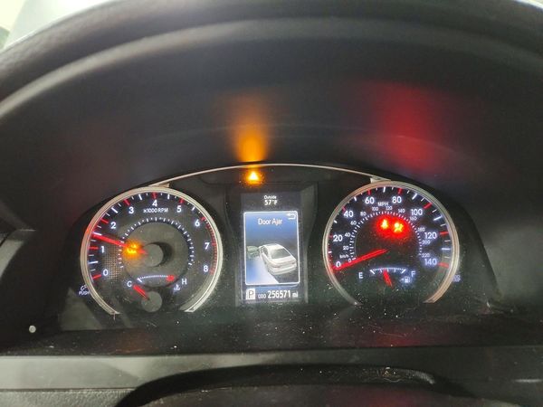 2015 TOYOTA CAMRY