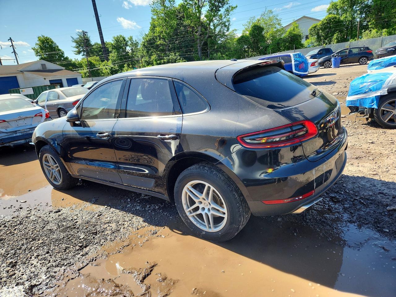 2017 PORSCHE MACAN