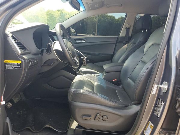 2017 HYUNDAI TUCSON