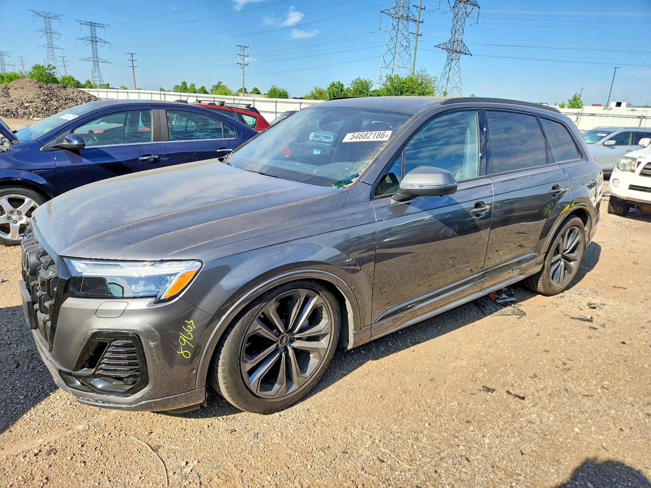2025 AUDI Q7 quattro Premium Plus