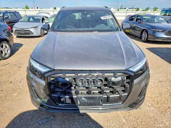 2025 AUDI Q7 quattro Premium Plus
