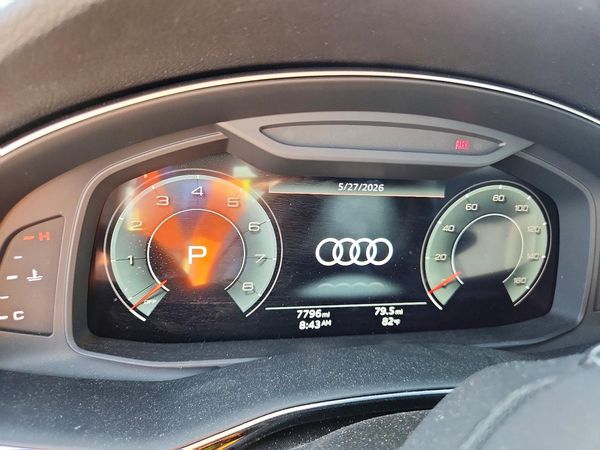 2025 AUDI Q7 quattro Premium Plus