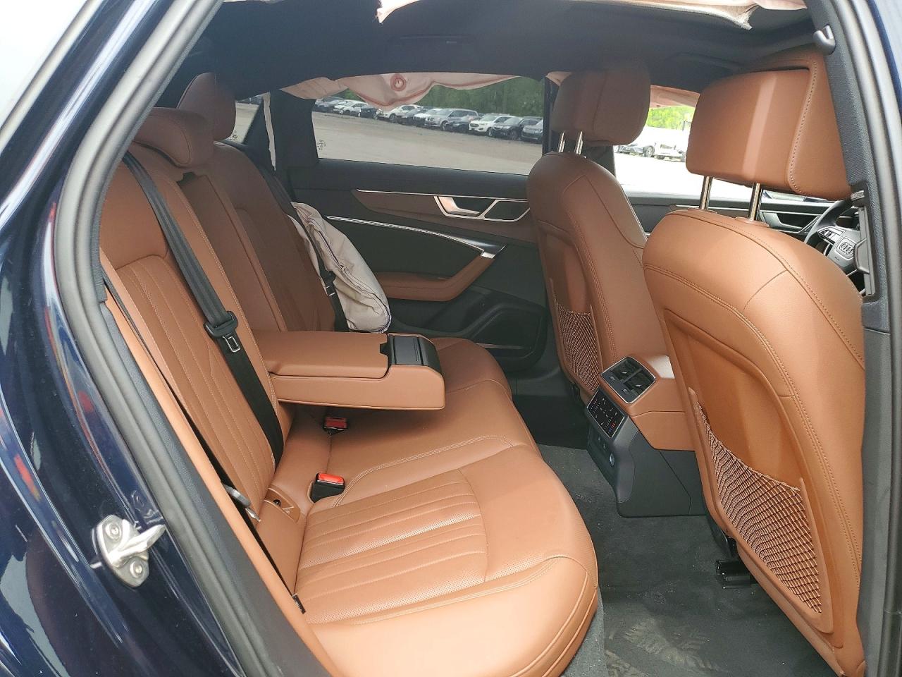 2025 AUDI A6 quattro Premium Plus
