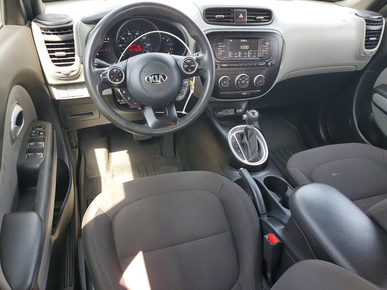 2017 KIA SOUL Base