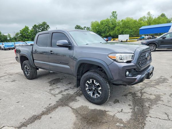 2019 TOYOTA TACOMA SR5