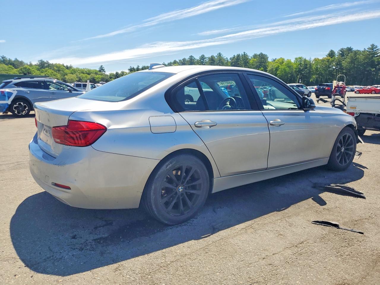2016 BMW 320