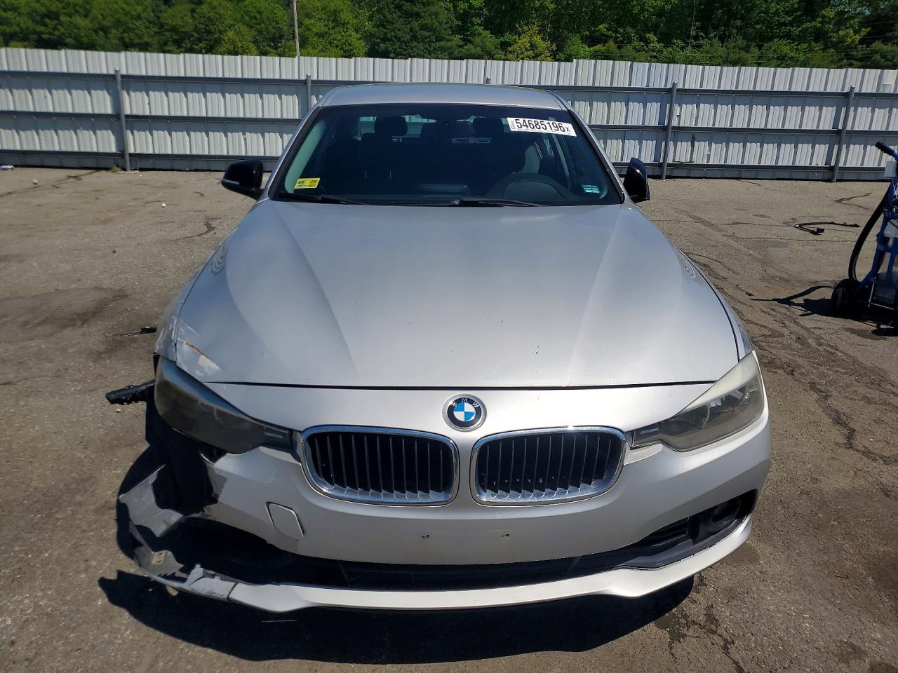 2016 BMW 320