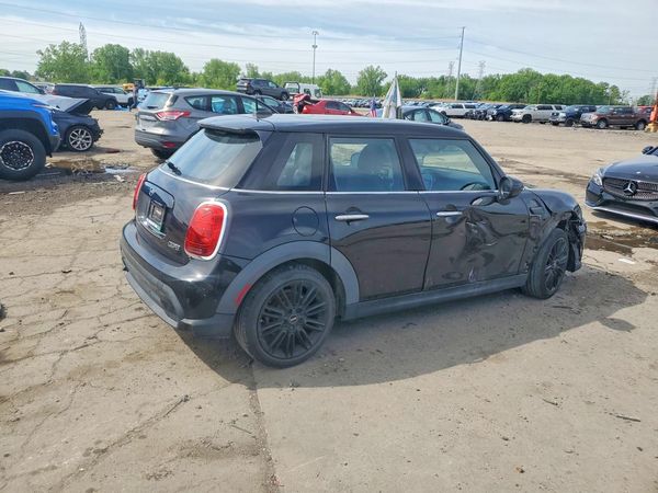 2022 MINI COOPER