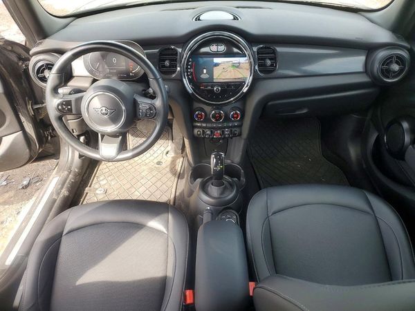 2022 MINI COOPER