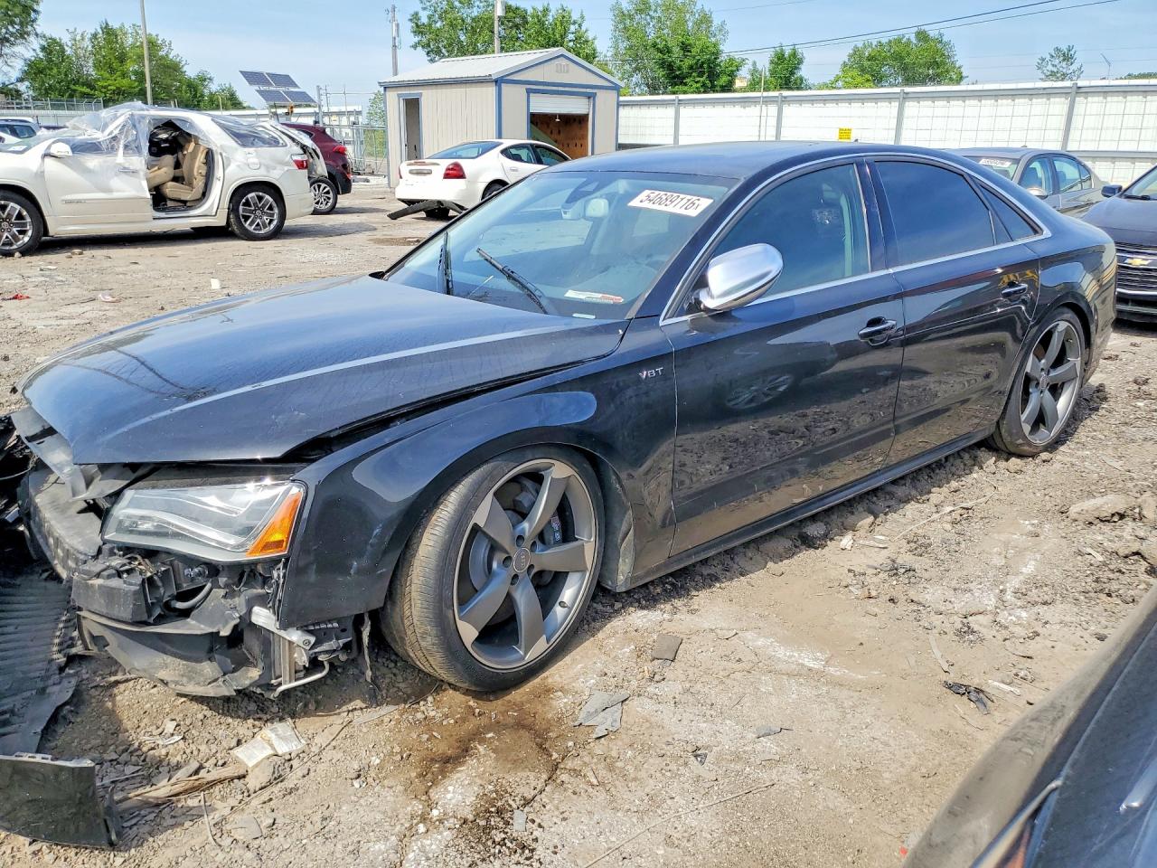 2014 AUDI S8