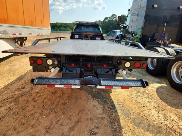 2024 RAM 5500 REG CAB CHASSIS