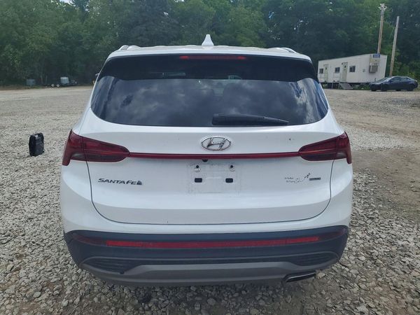 2022 HYUNDAI SANTA FE SE